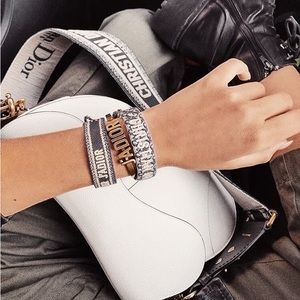 Dior J’Adior Bracelet Set
